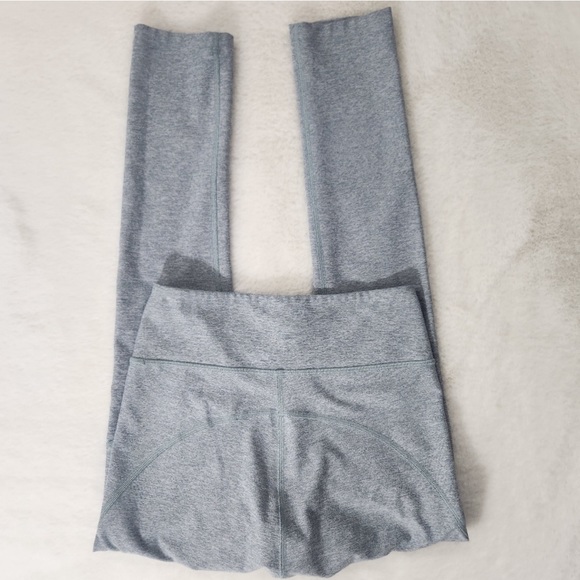 Outdoor voices 7/8 legging - Picture 4 of 7